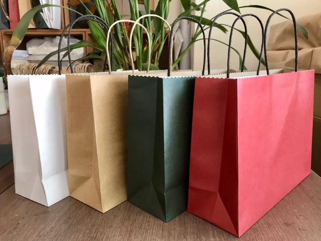 Túi giấy kraft 160gsm-180gsm,nhiều  màu -nhiều  Size.🍒in logo 1 màu lên 100 túi-200 túi