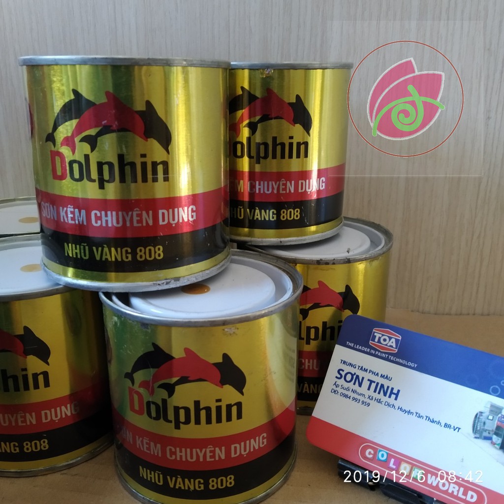 Sơn Nhũ Vàng Dolphin 200gram- Sơn đa năng trên tất cả các bề mặt