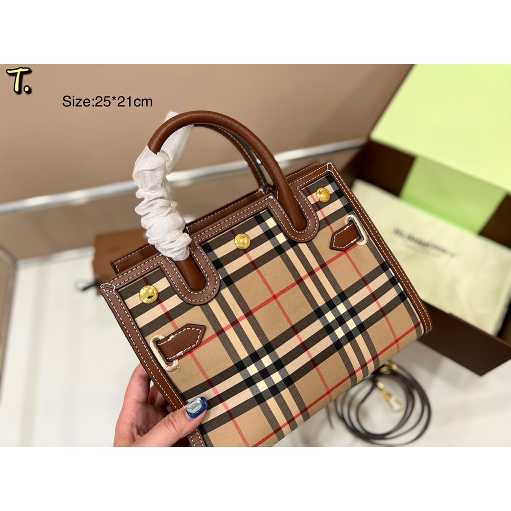 Túi Đeo Chéo Burberry Phong Cách Thể Thao Sang Trọng Thời Trang Cho Nam Nữ