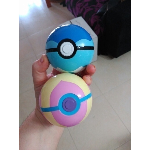 1 Quả Cầu Pokemon 7cm + 1 Mô Hình Đồ Chơi