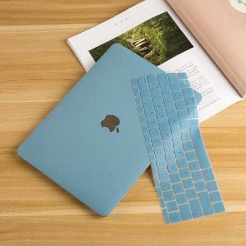 (Combo 6in1) Case - Ốp Macbook Kèm Phủ Quốc Tế (Tặng Nút Chống Bụi+Xoắn Chống Gãy Sạc+Khăn Lau Màn Hình))