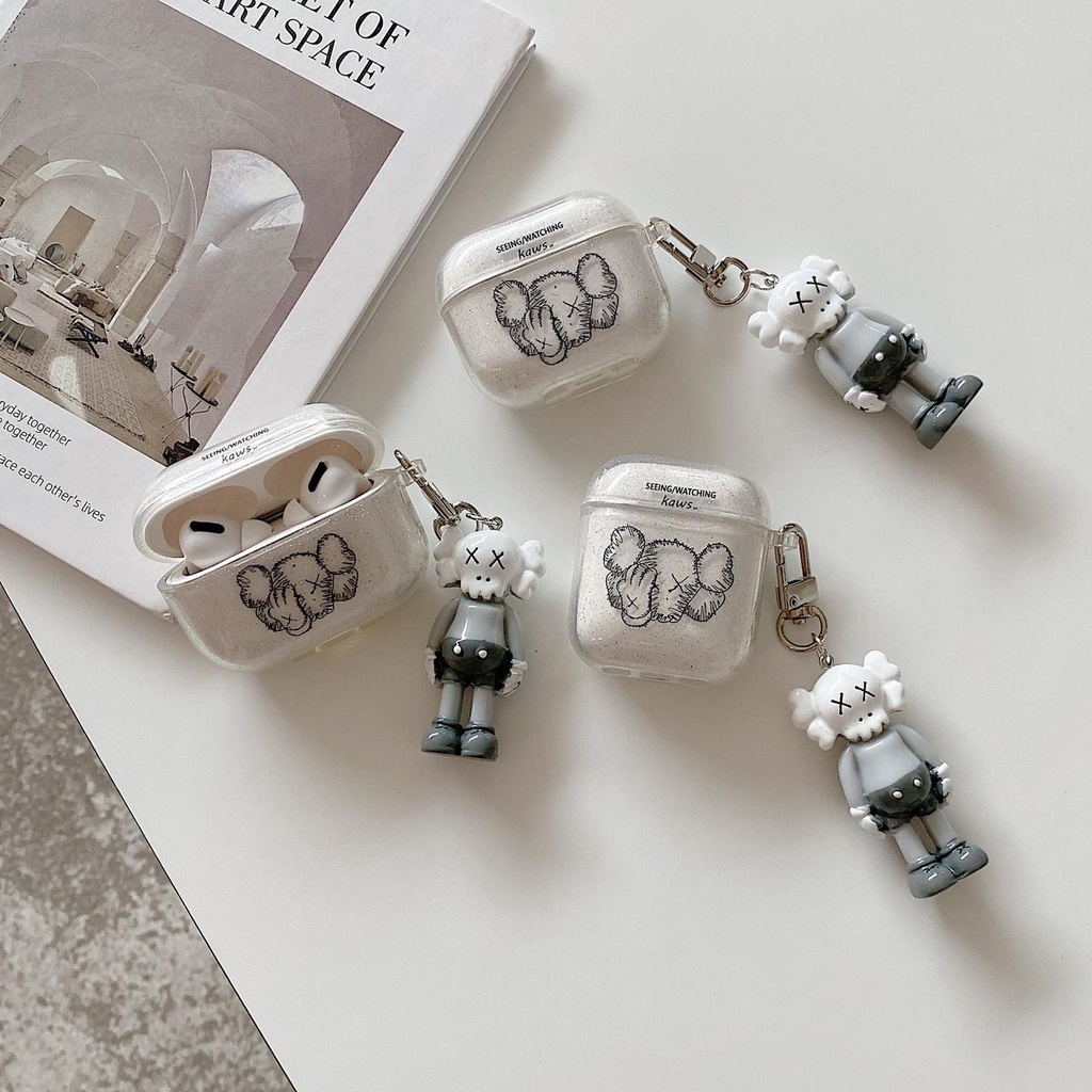 Vỏ Bảo Vệ Hộp Sạc Tai Nghe Airpods 1/2/pro 3 gen 3 Bằng Silicon Tpu Mềm Trong Suốt Phối Kim Tuyến Và Búp Bê Kaws Đơn Giản