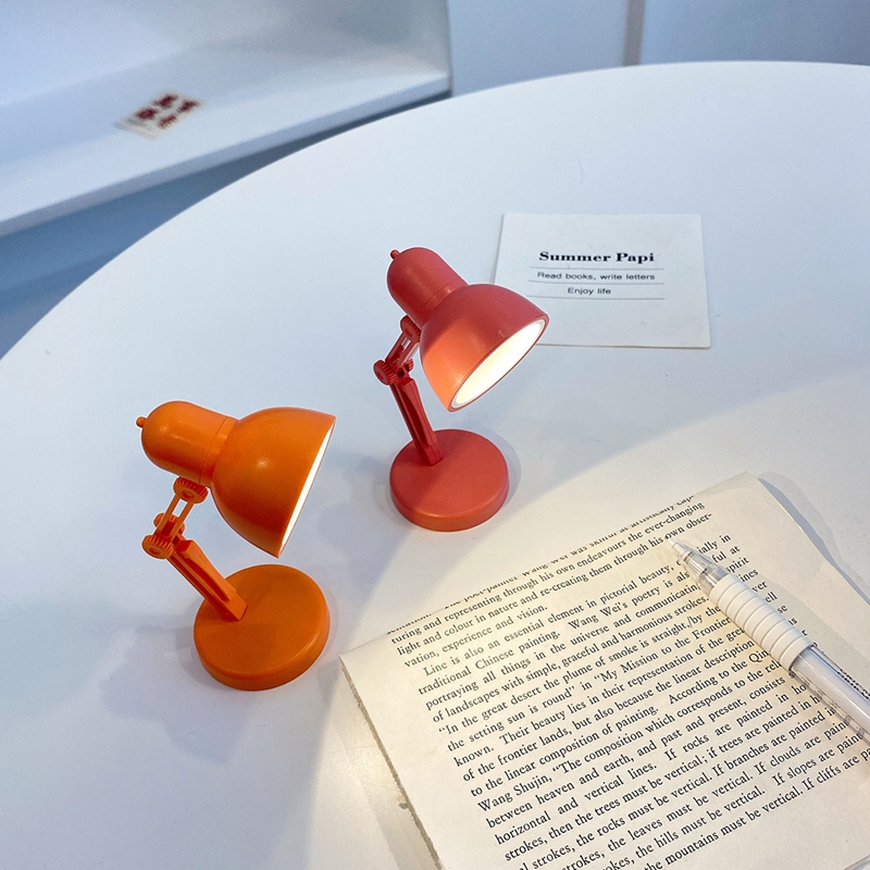 Đèn LED Đọc Sách Để Bàn Dễ Thương