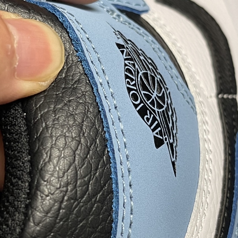(Vy Factory) Jordan 1 University Blue ( Ảnh Thật + Full Hộp ) | BigBuy360 - bigbuy360.vn
