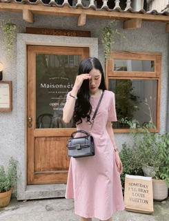 Váy cổ u ren nơ sau
