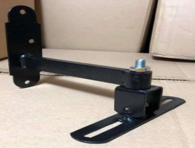 Kệ treo loa BOSS 101 _ boss 151...1 cặp giá siêu rẻ