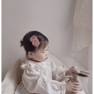Kẹp tóc hoa cúc len
