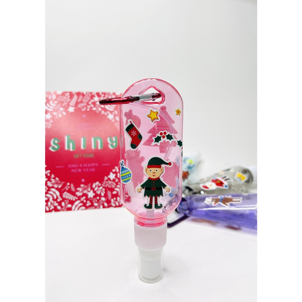 Bình xịt bầu dục 50ml tặng kèm sticker noel và móc treo tiện dụng
