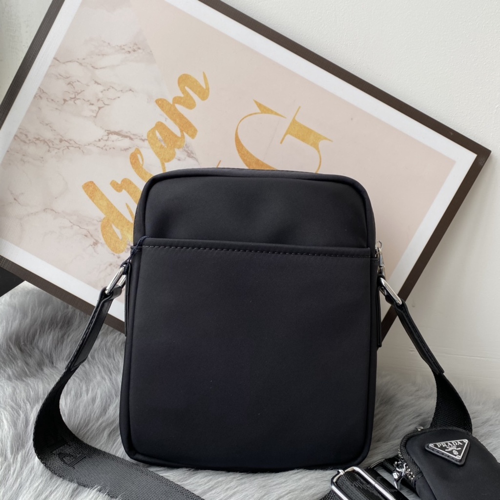 Túi đeo chéo nam da thật thời trang cao cấp Prada phong cách trẻ trung, thời thượng