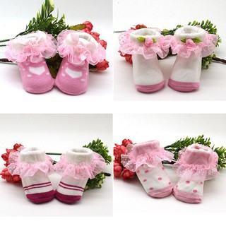 Vớ cotton phối ren chấm bi xuyên thấu dễ thương cho bé gái