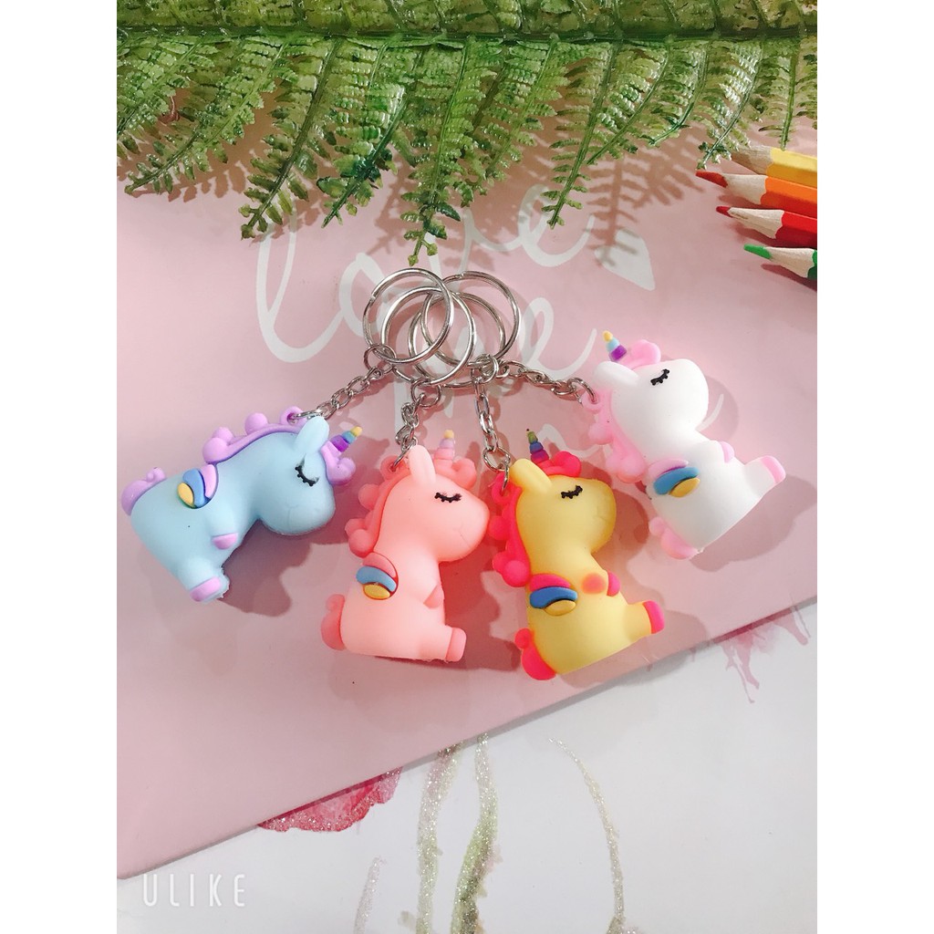 Móc khóa ngựa xinh