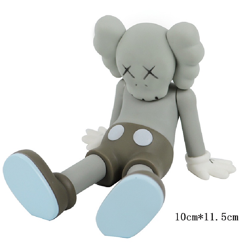 Mô hình nhân vật Kaws trang trí xe hơi