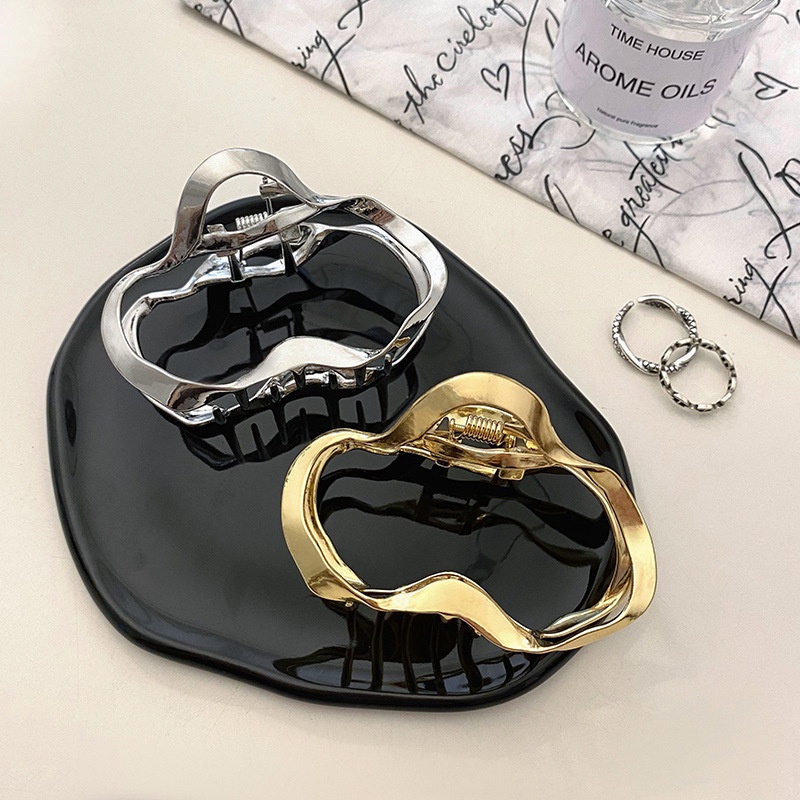 Kẹp Bắt Cá Mập Bằng Kim Loại Màu Vàng / Bạc Đơn Giản Cho Nữ