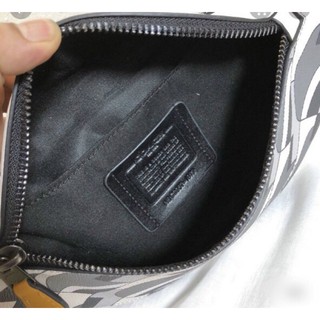 Túi bao tử COACH unisex