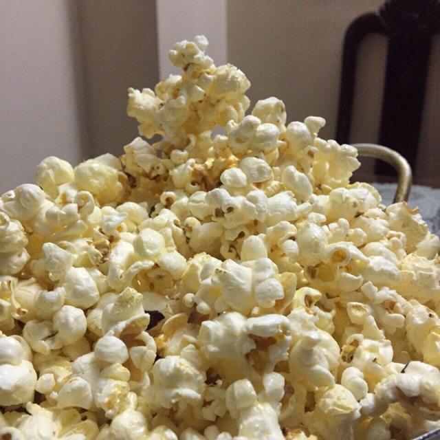 1kg bắp (ngô) hạt làm bắp rang bơ hình bướm | BigBuy360 - bigbuy360.vn