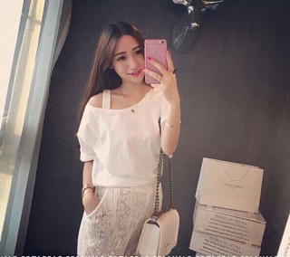 Áo lệch vai