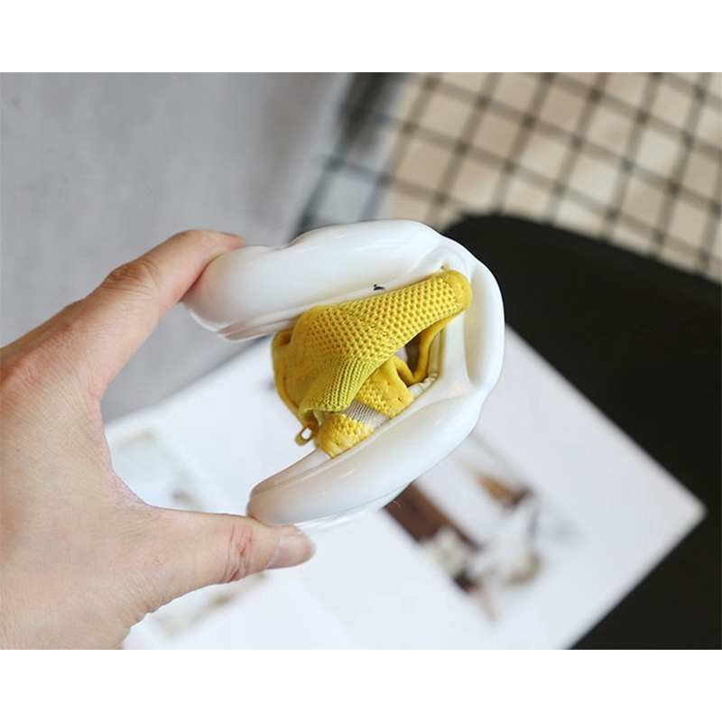 Giày sandal mềm mại cho bé gái