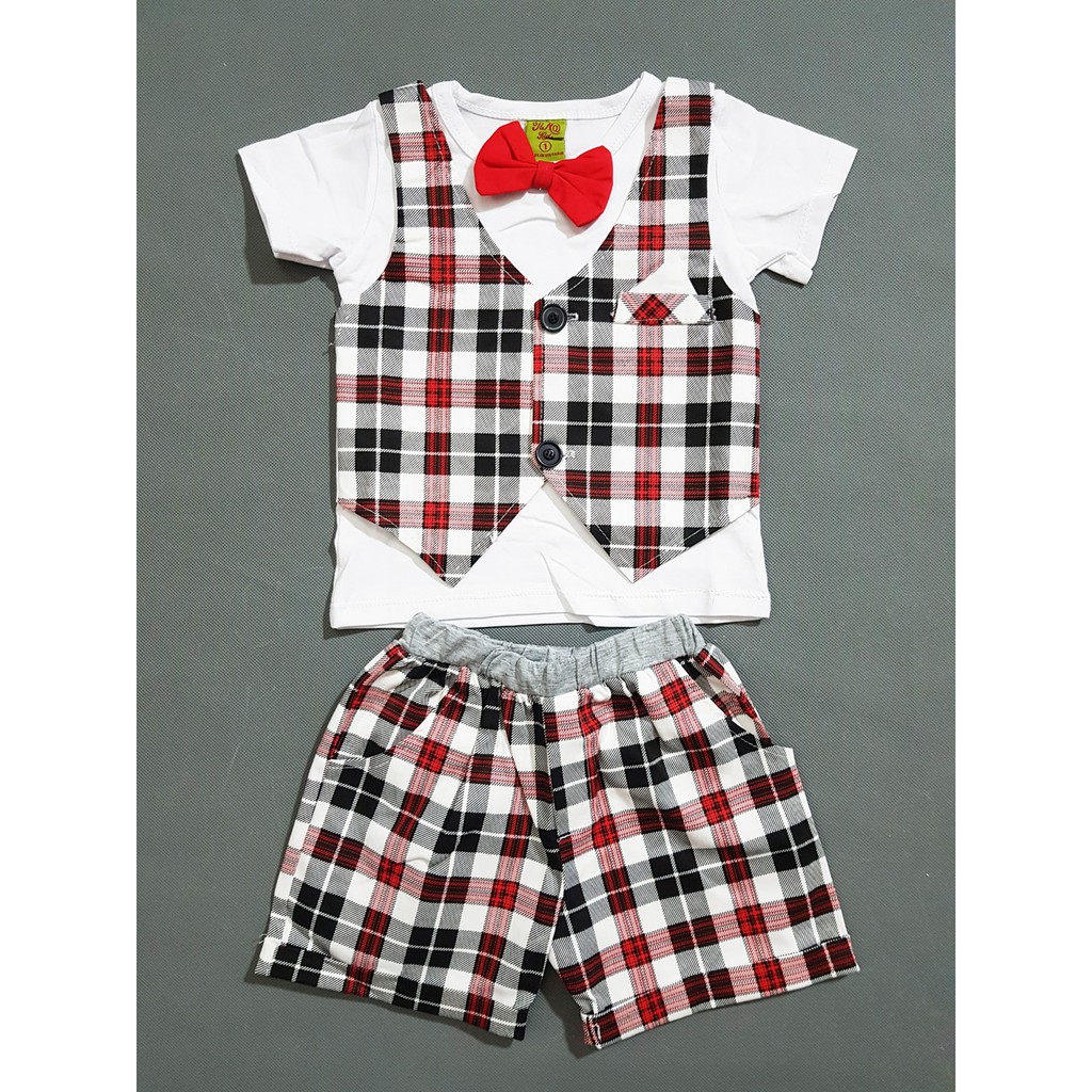 Bộ vest gile sọc caro lịch lãm cho bé trai nhỏ đi chơi