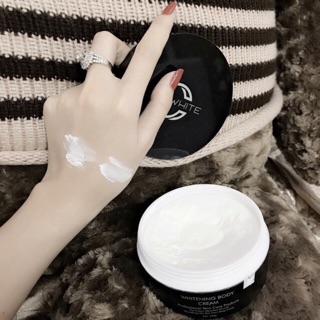 Combo khách đặt Kem body + Tẩy tế bào