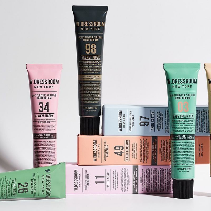 Kem dưỡng da tay W.DRESSROOM Moisturizing Perfume Hand Cream 50ml