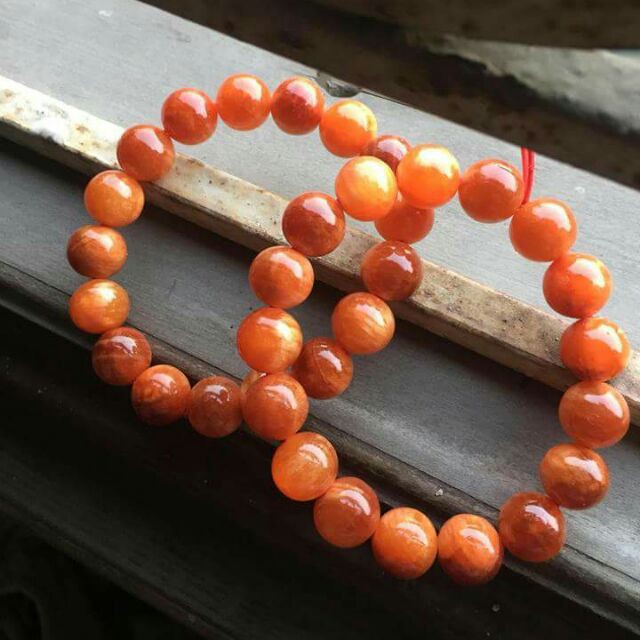 VÒNG TAY HUYẾT LONG