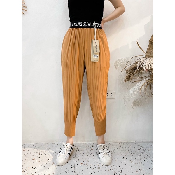 QUẦN DÀI XẾP LY NHĂN CHẤT VẢI ĐẸP MỀM KHÔNG NHĂN ĐỨNG FROM