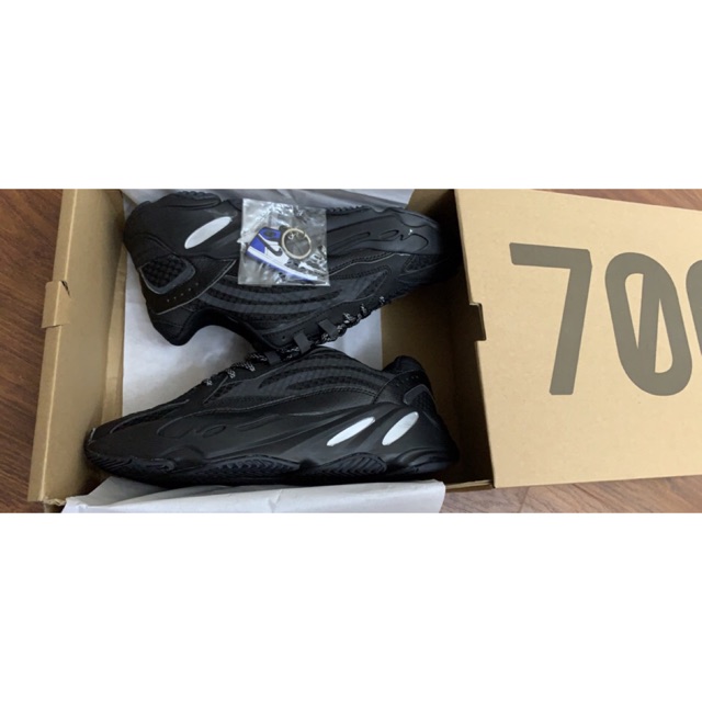 Giầy yz700 full đen hàng 1:1