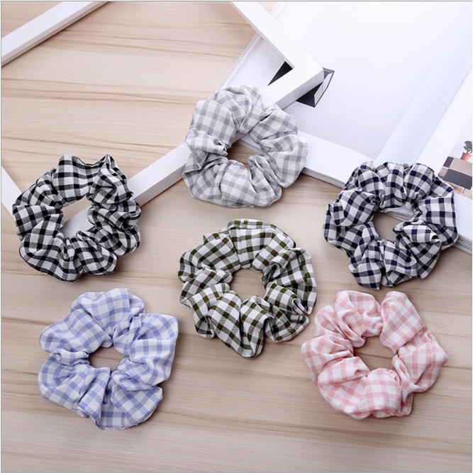 Cột Tóc Scrunchies Vải Caro Cỡ Lớn