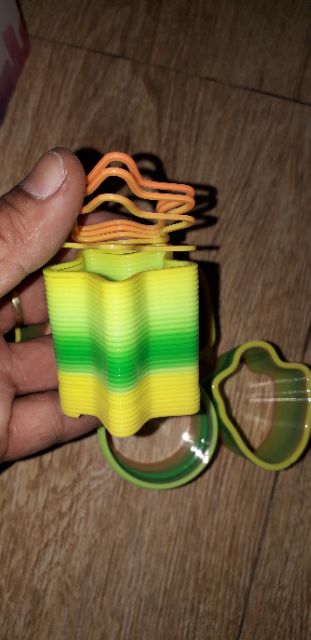 Combo 6 cái cấu hình Lò xo loại trung bằng nhựa rất đẹp có 6 mẫu khác nhau