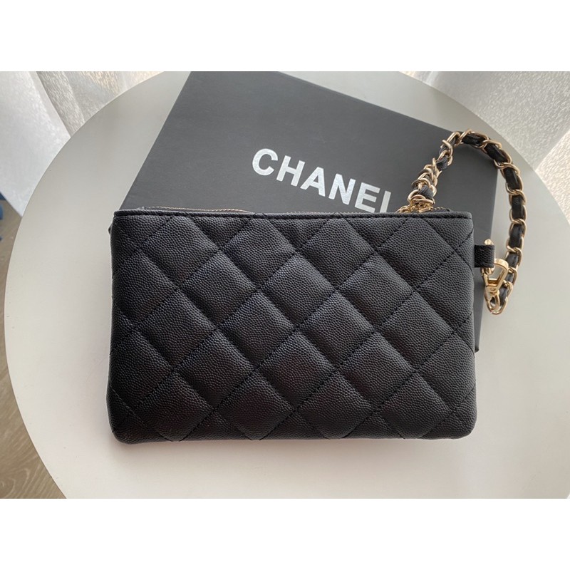 Ví cầm tay size trung