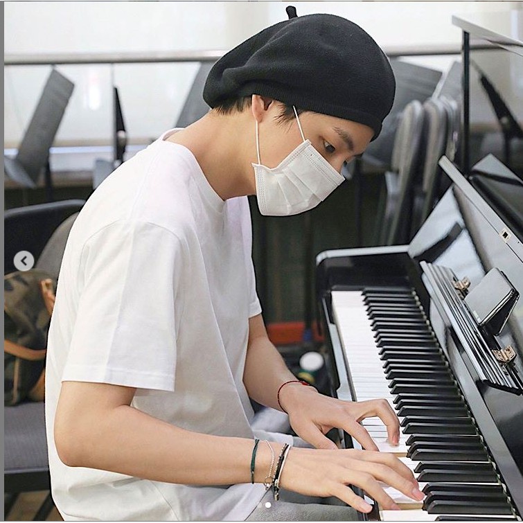 Vòng tay Silver mix Cheap moment with SUGA, RM, j-hope, Taehyung bracelets BTS