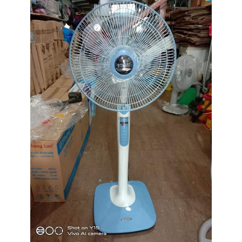 Quạt cây Phong Lan 7 cánh  có khiển mới , xanh môn