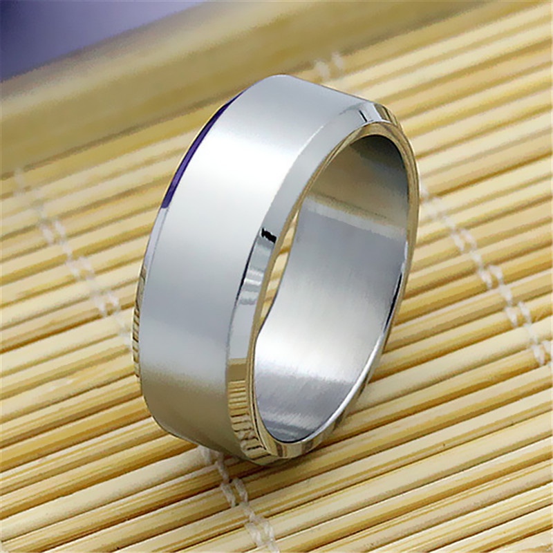 1 Nhẫn Cưới Thời Trang Cho Nam Và Nữ