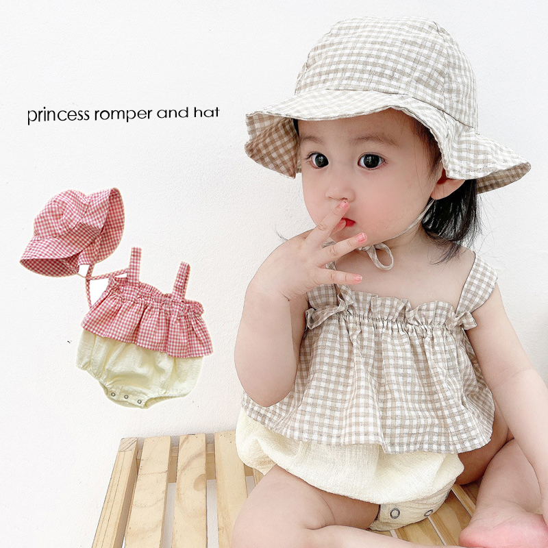 Bộ đồ liền quần kèm mũ đáng yêu dành cho bé gái