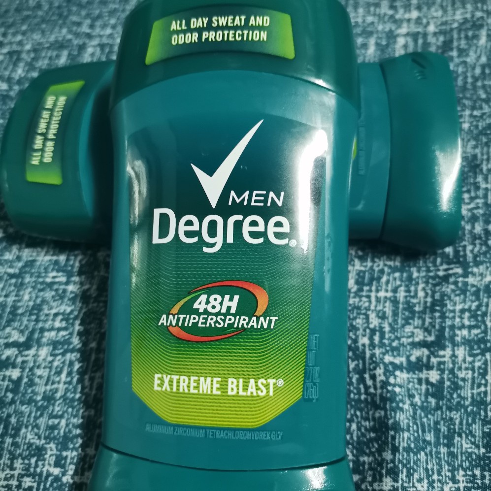 Lăn khử mùi nam Degree Time Released Molecules 85g (US) - Extreme Blast new