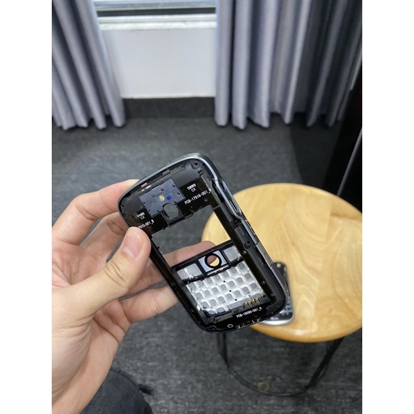 Phụ kiện cho blackberry 9000