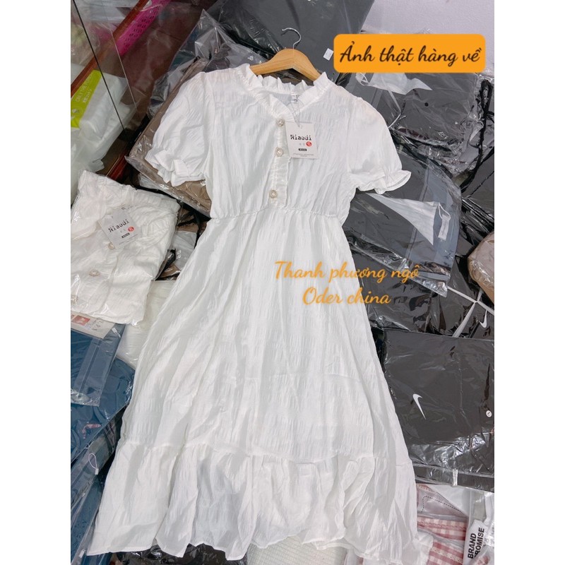 Đầm trắng khuy cúc ngực bồng bềnh nhẹ nhàng hàng 2 lớp cộc tay | BigBuy360 - bigbuy360.vn