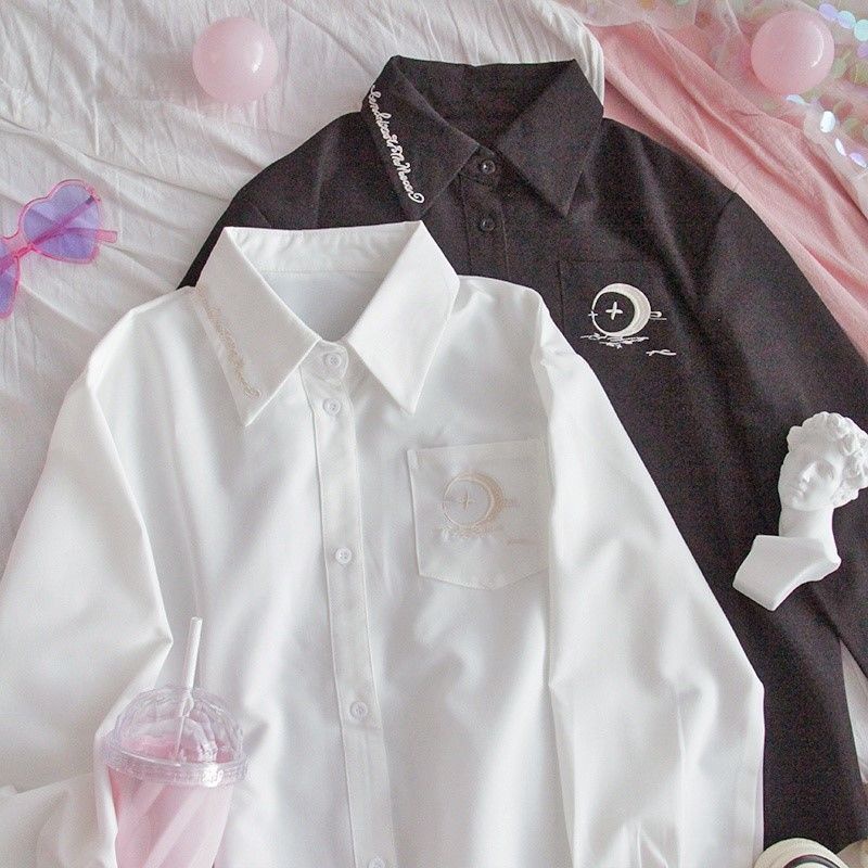 💕💕 Bước đôi mươi áo dài JK áo thun nữ sinh mùa xuân Nữ sinh viên Harajuku mặt trăng thêu dệt đen và trắng đại học