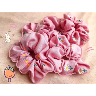 SCRUNCHIES BUỘC TÓC HÌNH HOA CÚC 🌼