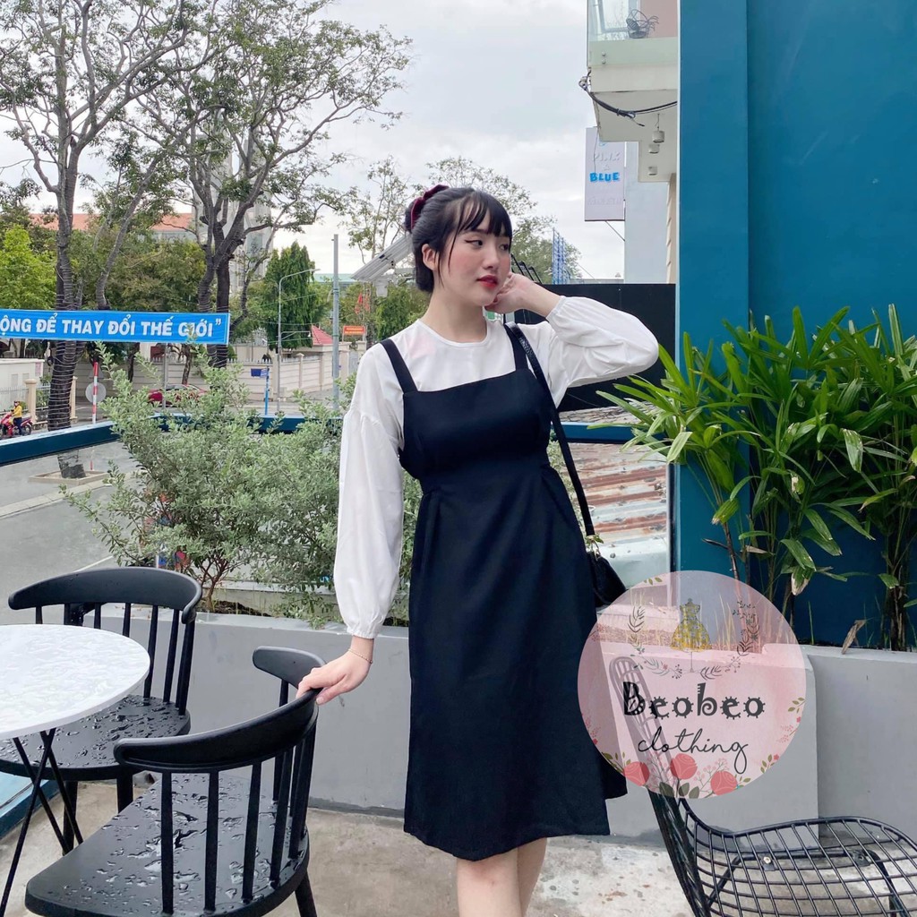 Set áo voan tay bo phồng kèm đầm yếm đen thắt nơ vintage