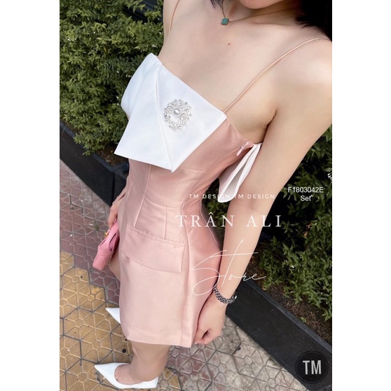 Jumpsuits 2 dây túi nắp