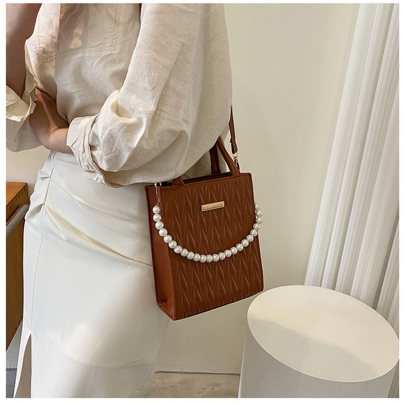 Túi Đeo Chéo Đính Đá Mẫu Mới 2022 NB00189