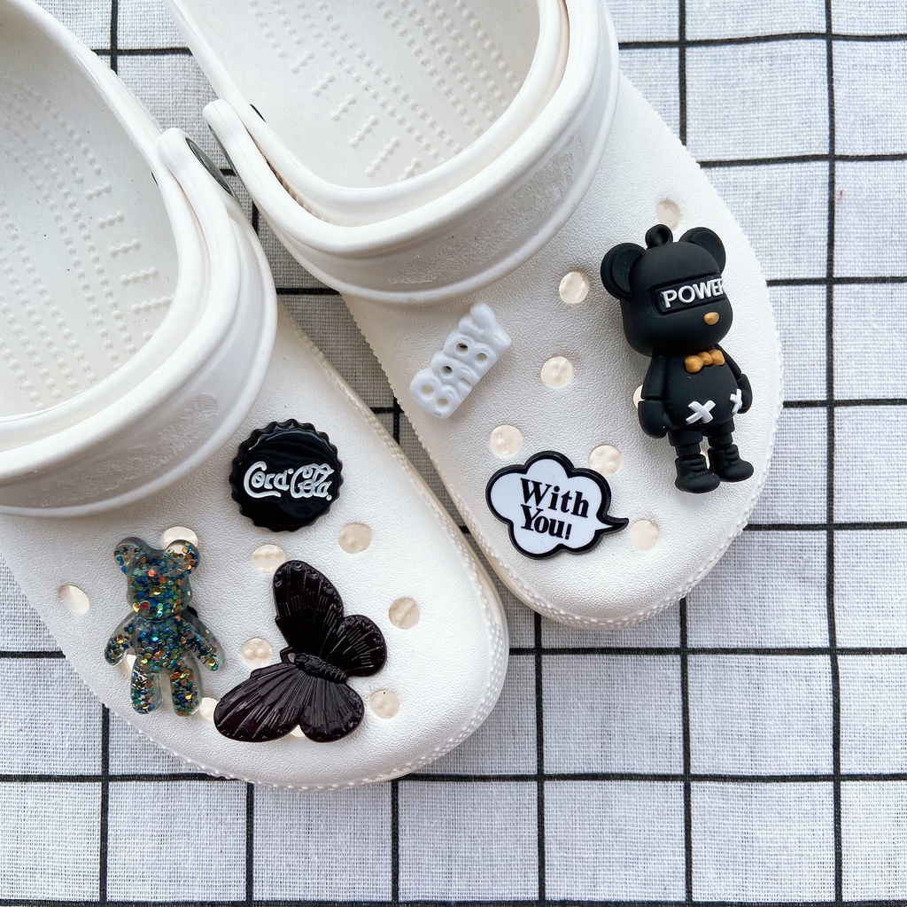 crocs Sticker shoes sticker for cross sandalsSet 6 Phụ Kiện Nút Trang Trí Giày Hình KAWS/Gấu/Bướm croc jibz DIY#Loạt Đen Trắng