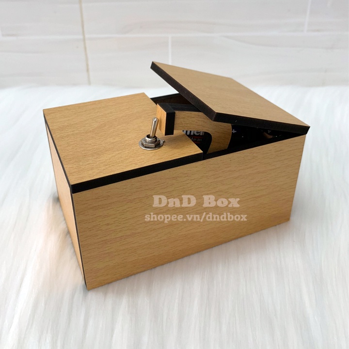Đồ chơi hộp vô dụng - Original Useless Box - Don't Touch Box - Troll box