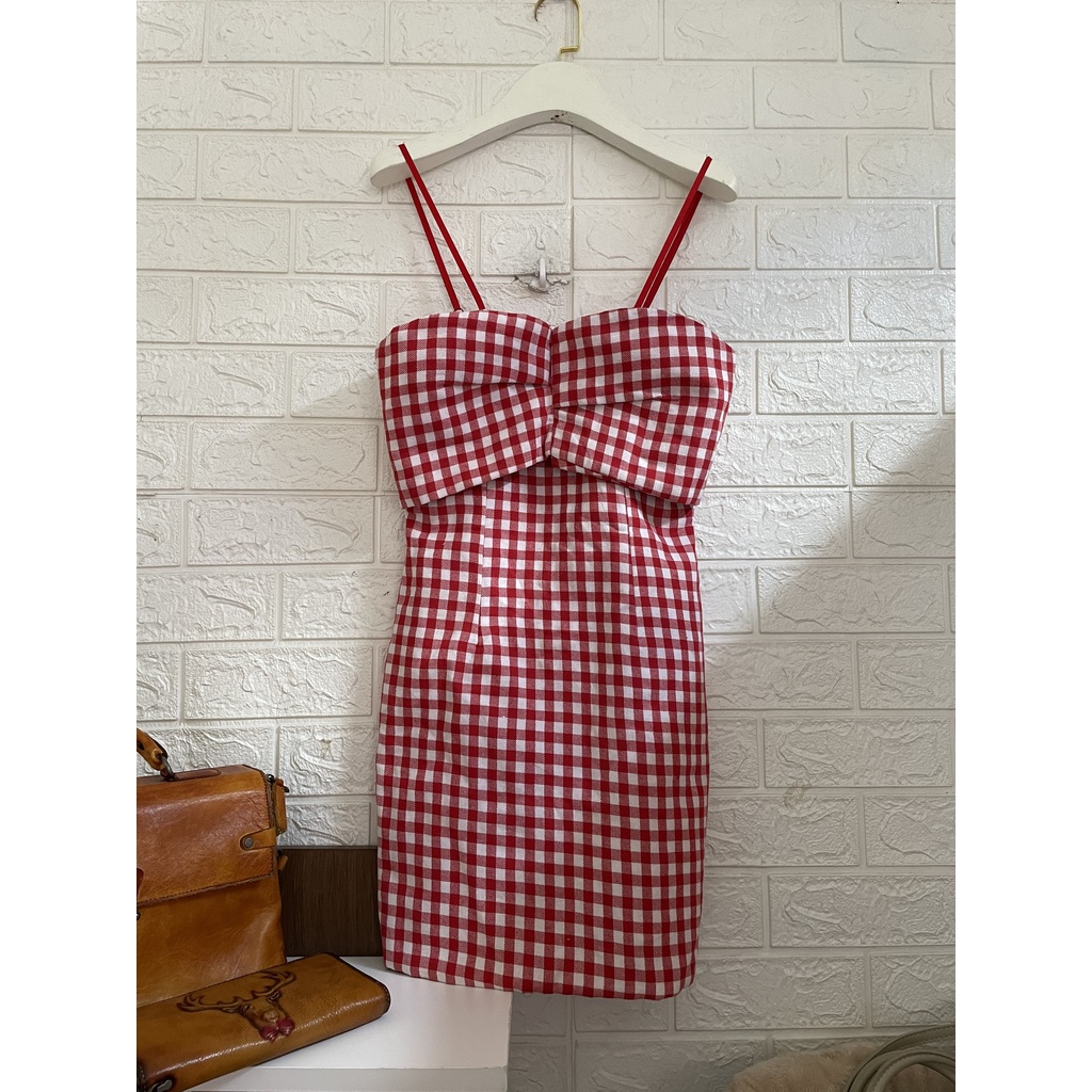 Đầm body dây caro