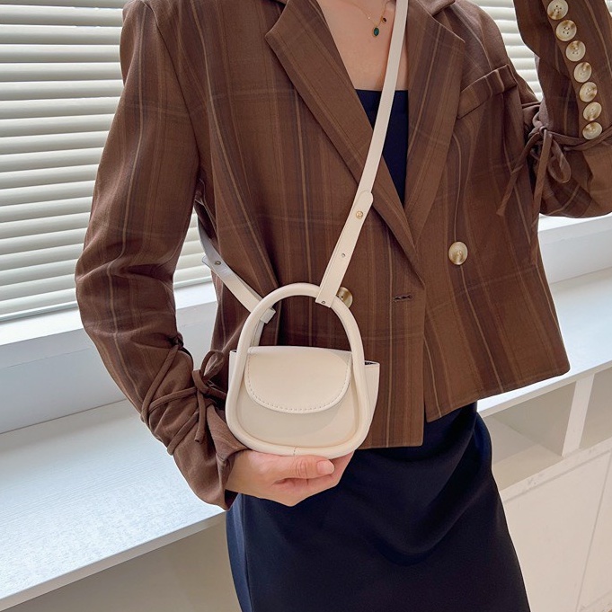 Túi xách mini nữ đeo chéo nhỏ xinh da trơn mềm - Túi xinh mint store PK 405