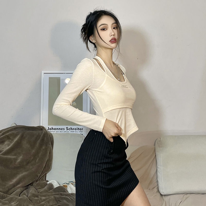 Áo Thun Giả Hai Lớp Dài Tay Cổ Yếm Phong Cách Mới Dành Cho Nữ 2022