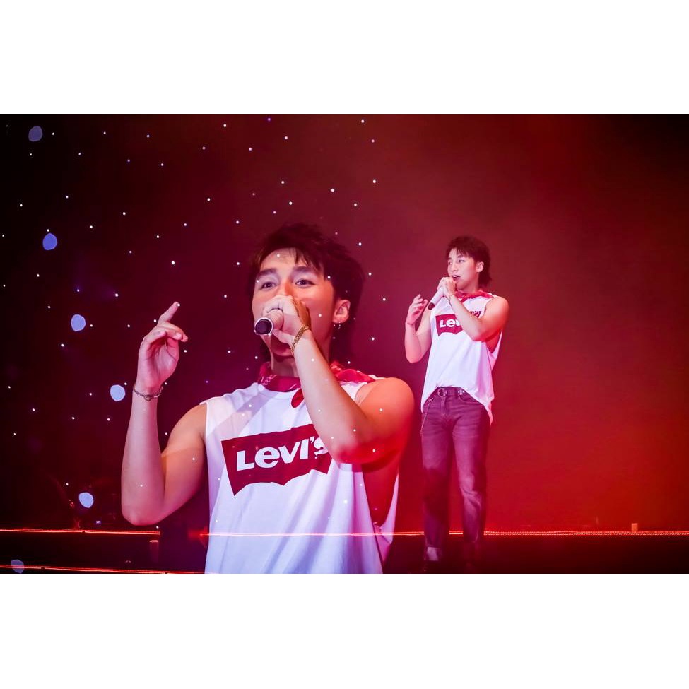 Áo tanktop trắng Sơn Tùng MTP