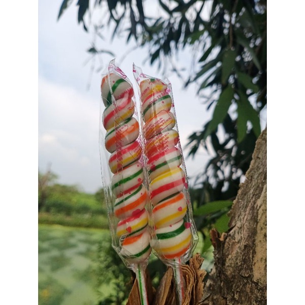 kẹo mút cầu vồng xoắn que (combo25 cây)