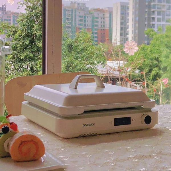 (SẴN) Bếp lẩu nướng điện từ Daewoo